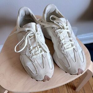 New Balance 327 Turtledove Size 8.5